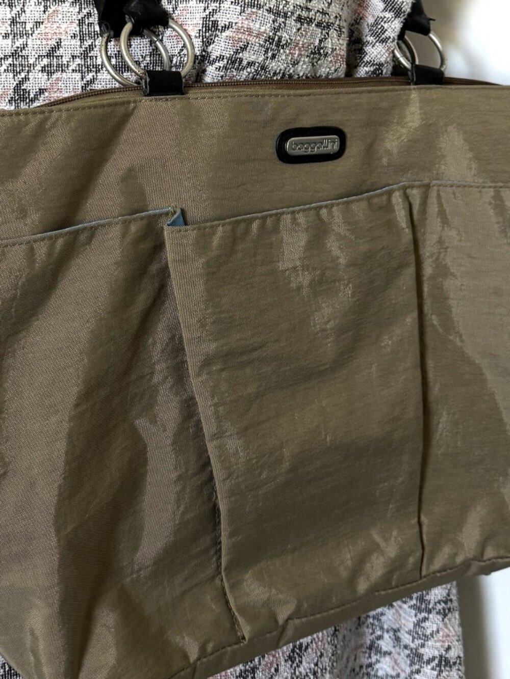 Baggallini Crossbody Bag Khaki canvas shoulder bag - Picture 8 of 8